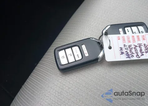 2018 Honda Accord Lx z USA, uszkodzony, nr VIN 1HGCV1F10JA024932